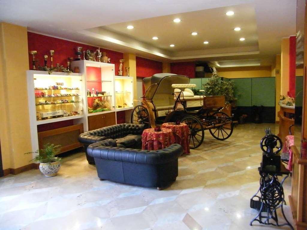 Hotel Residence Memmina Frosinone Restoran fotoğraf