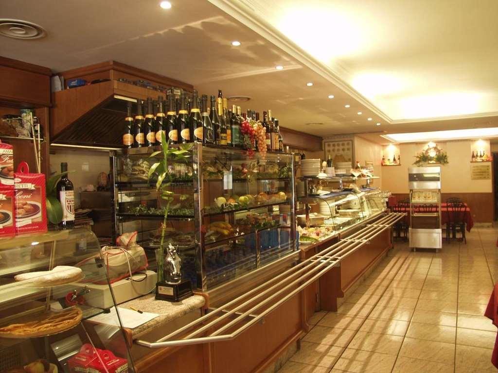 Hotel Residence Memmina Frosinone Restoran fotoğraf