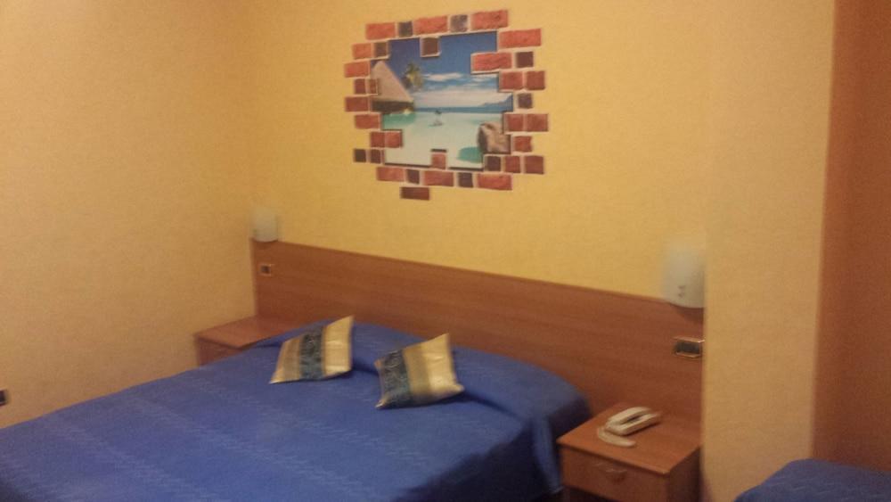 Hotel Residence Memmina Frosinone Dış mekan fotoğraf